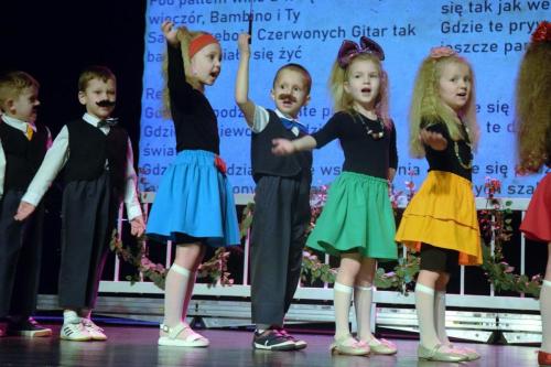 dsc-2180-edytowano-copy "Historia z rodzinnego albumu" - widowisko taneczno - muzyczne z okazji Dnia Babci i Dziadka