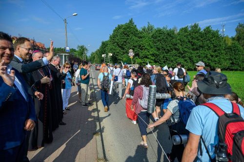 533677632_1336469501811638_1582094786848193481_n 43. Piesza Pielgrzymka Tarnowska wyruszyła do Jasnej Góry