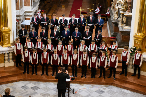 3-copy Jubileusz 45. lecia PUERI CANTORES TARNOVIENSES