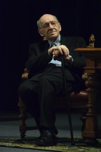 16 Kapłan, kosmolog, filozof. 90 lat ks. prof. Michała Hellera