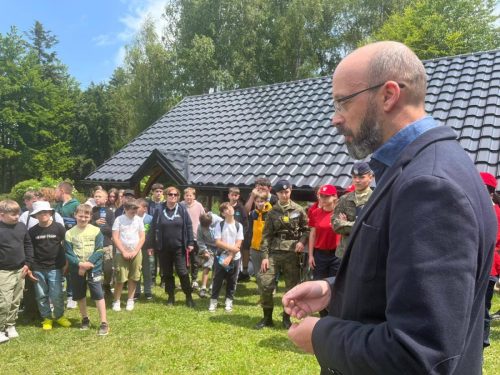 10 I Tarnowski Złaz Śladami Żołnierzy AK — lekcja historii i patriotyzmu