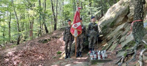 2 I Tarnowski Złaz Śladami Żołnierzy AK — lekcja historii i patriotyzmu