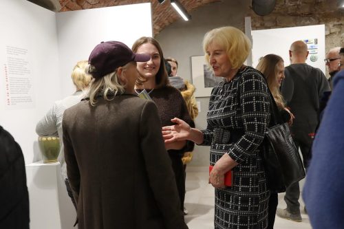 img-5724-edytowano-copy Otwarcie wystawy ceramiki Bolesława Książka z kolekcji prywatnej