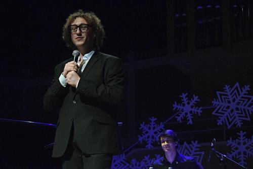 2-copy A NADZIEJA NIECH BĘDZIE W NAS" - najmniejsza scena świata