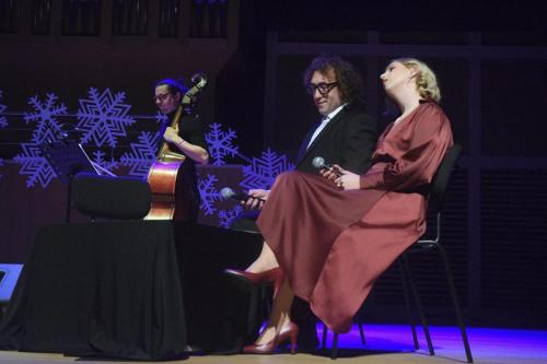 33 A NADZIEJA NIECH BĘDZIE W NAS" - najmniejsza scena świata