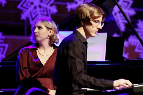 6 A NADZIEJA NIECH BĘDZIE W NAS" - najmniejsza scena świata