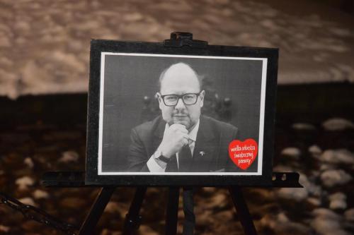 00-copy „Światło Pamięci dla Pawła Adamowicza – Tarnów przeciw nienawiści”