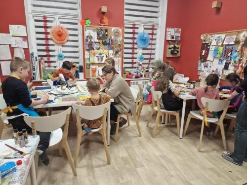 28 NOWY CYKL: MIEJSCA PRZYJAZNE DZIECIOM – FUNDACJA PRACOWNIA KREATYWNA