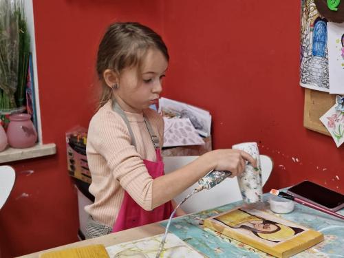 33 NOWY CYKL: MIEJSCA PRZYJAZNE DZIECIOM – FUNDACJA PRACOWNIA KREATYWNA