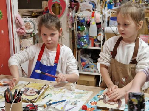 4 NOWY CYKL: MIEJSCA PRZYJAZNE DZIECIOM – FUNDACJA PRACOWNIA KREATYWNA