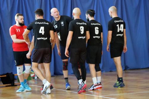 8-copy Amatorska Liga Siatkówki Małopolskiego TKKF - (strefa Tarnów)