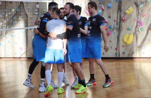 img-5676-edytowano-copy Amatorska Liga Siatkówki Małopolskiego TKKF - (strefa Tarnów)