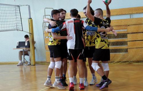 img-6098-edytowano-copy Amatorska Liga Siatkówki Małopolskiego TKKF - (strefa Tarnów)