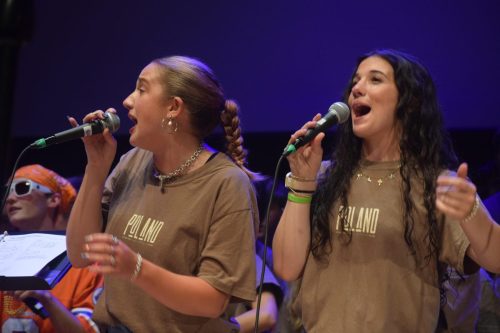 14 Johnson Ferry Baptist High School Choir w Tarnowie