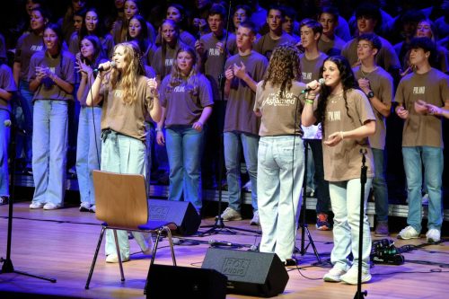 2 Johnson Ferry Baptist High School Choir w Tarnowie