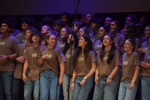 40 Johnson Ferry Baptist High School Choir w Tarnowie