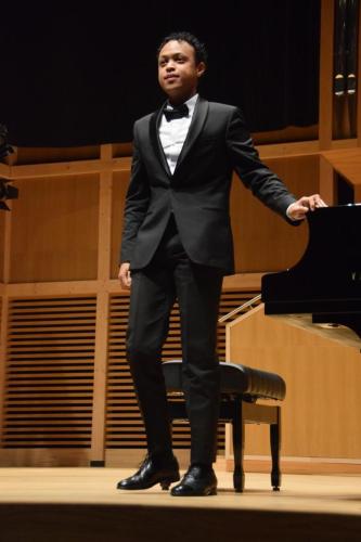 dsc-1498-copy Wieczór pianistyczny "Dookoła świata z Chopinem i Lisztem"