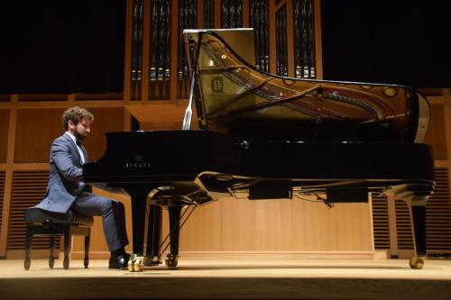 dsc-1502-copy Wieczór pianistyczny "Dookoła świata z Chopinem i Lisztem"