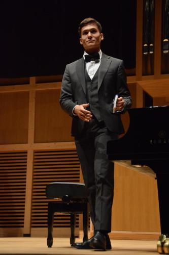 dsc-1556-copy Wieczór pianistyczny "Dookoła świata z Chopinem i Lisztem"