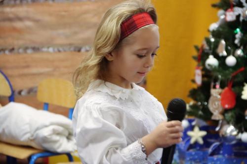 13 Przedszkole Publiczne Nr 33 w Tarnowie - realizator projektu "Aniołkowe Granie"...