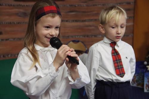 24 Przedszkole Publiczne Nr 33 w Tarnowie - realizator projektu "Aniołkowe Granie"...