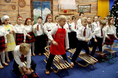 27 Przedszkole Publiczne Nr 33 w Tarnowie - realizator projektu "Aniołkowe Granie"...