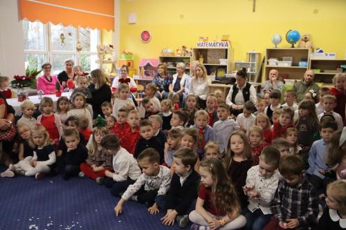 7 Przedszkole Publiczne Nr 33 w Tarnowie - realizator projektu "Aniołkowe Granie"...