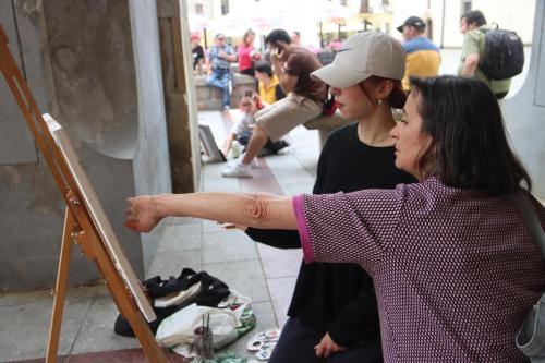 447522485_860799616079069_5873637550872494745_n Zakończono trwający przez cztery dni II Integracyjny Plener Malarski "Pejzaże Tarnowskiej Starówki"