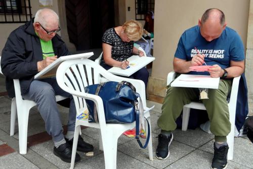 447736437_860799749412389_1804770925928495207_n Zakończono trwający przez cztery dni II Integracyjny Plener Malarski "Pejzaże Tarnowskiej Starówki"