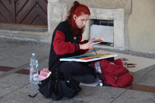 447891654_860800416078989_5635632095517250972_n Zakończono trwający przez cztery dni II Integracyjny Plener Malarski "Pejzaże Tarnowskiej Starówki"