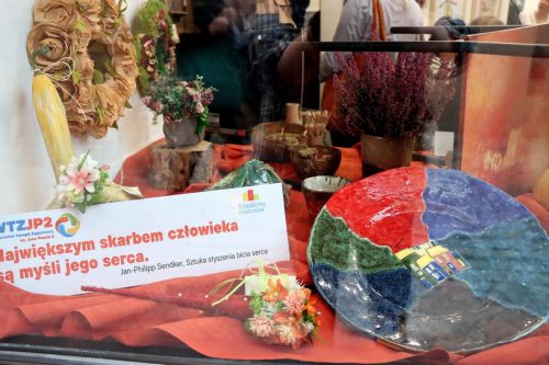 13 „Sztuka rąk – sztuka serc” w Galerii „Aniołowo”