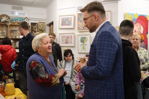 img-0422-edytowano-copy „Sztuka rąk – sztuka serc” w Galerii „Aniołowo”