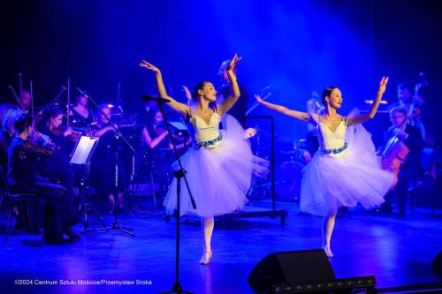 PS2_4372 Koncert "Z arią i piosenką przez świat"