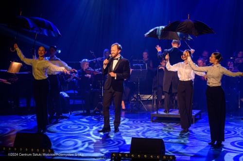 PS2_4457 Koncert "Z arią i piosenką przez świat"