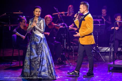 PS2_4465 Koncert "Z arią i piosenką przez świat"