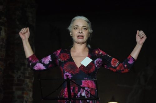 10 „Auschwitz Tour” – poruszający spektakl w reżyserii Elżbiety Depty