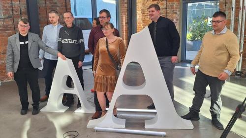 1 Kolejna edycja programu telewizyjnego AUTENTYCZNI