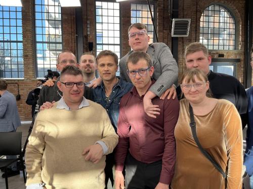 9 Kolejna edycja programu telewizyjnego AUTENTYCZNI