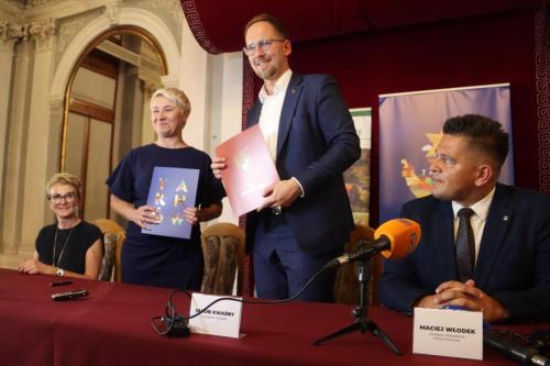 6-copy Od poniedziałku tarnowskie autobusy pojadą do Wierzchosławic