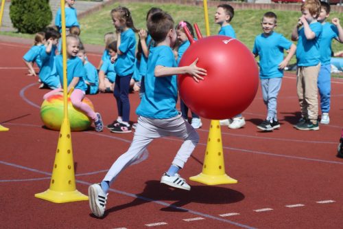 34 Szkoła Podstawowa Integracyjna nr 25 w Tarnowie uczestnikiem ogólnopolskiej akcji Niebieskie Igrzyska 2025