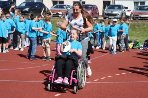 48 Szkoła Podstawowa Integracyjna nr 25 w Tarnowie uczestnikiem ogólnopolskiej akcji Niebieskie Igrzyska 2025