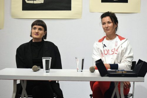 4 Spotkanie z mistrzynią Renatą Knapik-Miazgą i artystką Martyną Rzepecką