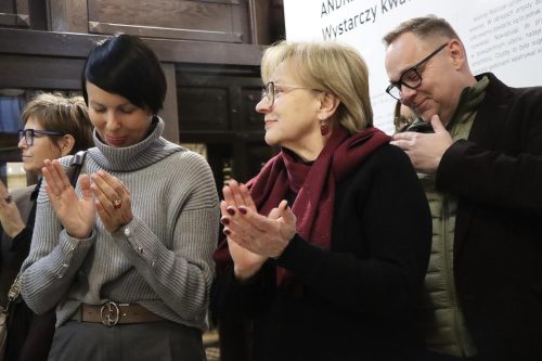 img-5887-edytowano-copy „Wystarczy kwadrans”. Obrazy Andrzeja Walczaka w Galerii na Dworcu