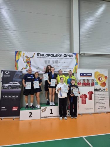 581994514_33725399550392829_5141113318778649615_n Małopolska Open – Turniej Badmintona 15.11.25