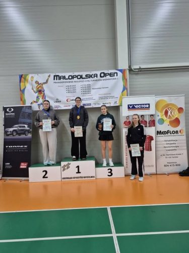 584008153_33725379510394833_1274078873355207738_n Małopolska Open – Turniej Badmintona 15.11.25