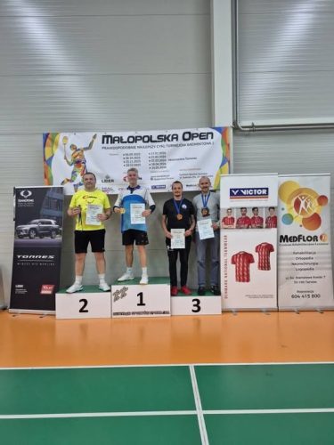 584390015_33725380073728110_5050598681720628275_n Małopolska Open – Turniej Badmintona 15.11.25