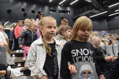 11 XXII Między przedszkolny Przegląd Teatralny Snują się, snuj bajeczko