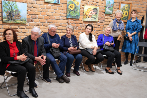 9-copy „Bawiąc się ciszą” – wystawa malarstwa Marty Nosal w Galerii Bema20