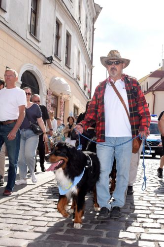 1 „Z Sercem dla Berneńczyków” – Parada Psiej Miłości w Tarnowie