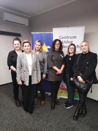 468962999_987515000074196_4399066161245890015_n Tarnowski Tydzień "Białej Wstążki" – Walka z Przemocą Domową - konferencja